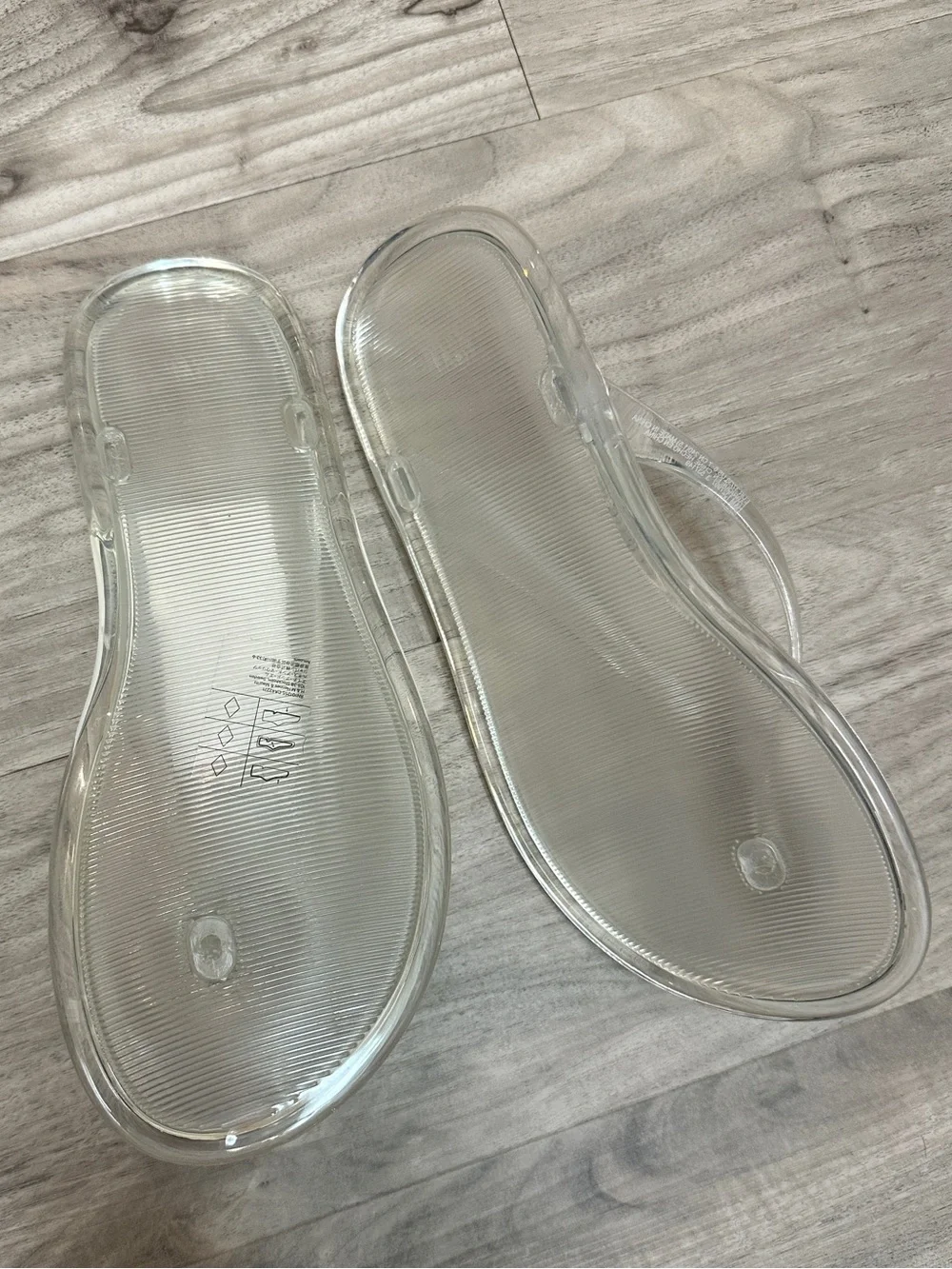 NWT Clear Jelly Flip Flop Sandals, Transparent, SIZE 6-7, EUR 37/38